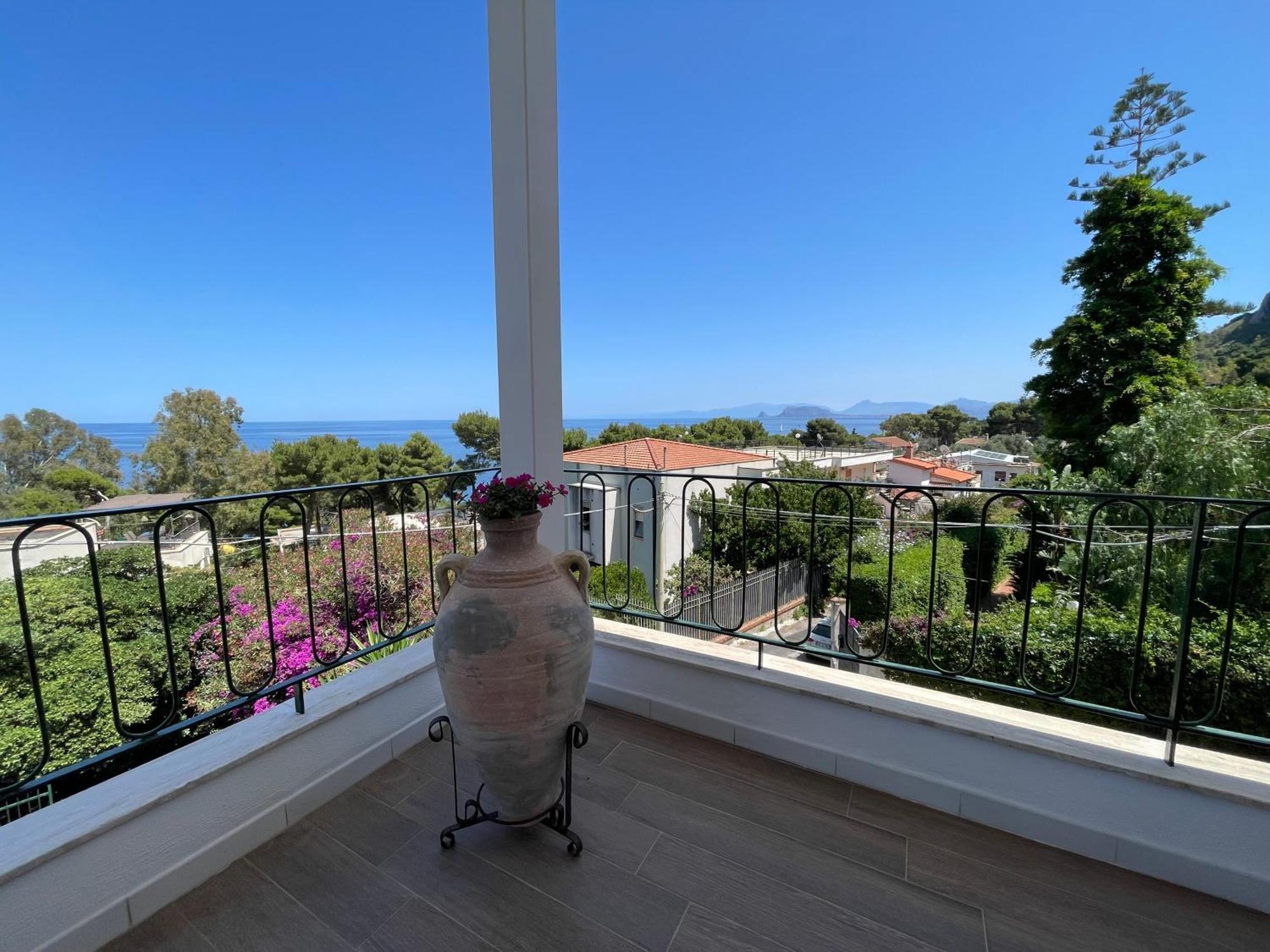 Appartanvilla Magellano มอนเดลโล ภายนอก รูปภาพ