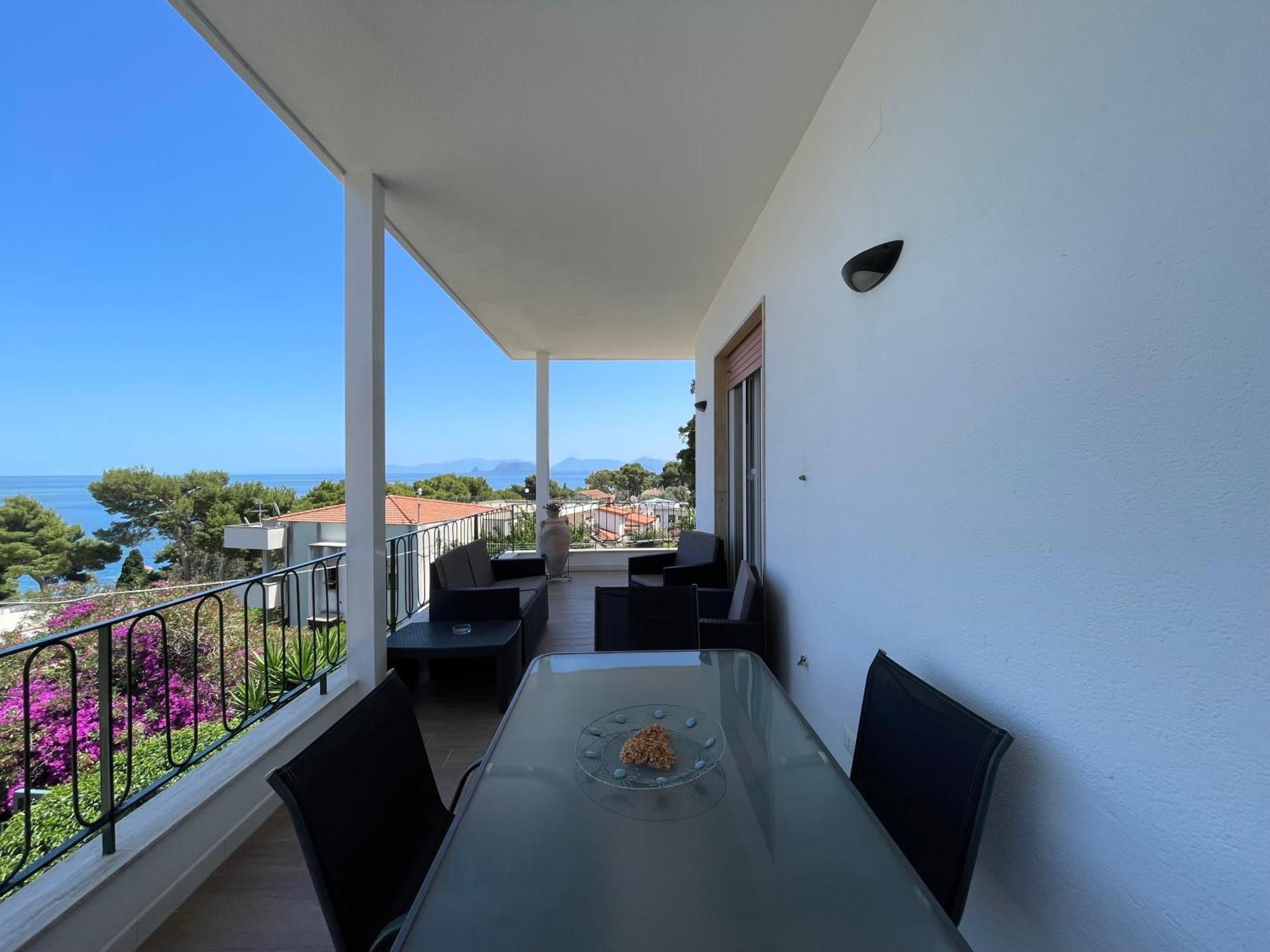 Appartanvilla Magellano มอนเดลโล ภายนอก รูปภาพ